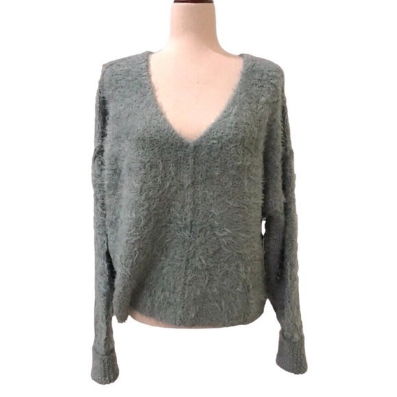 Free People Fuzzy Sweater Pullover Icing V Spring Dust Size XS Extra Small New - Picture 3 of 14